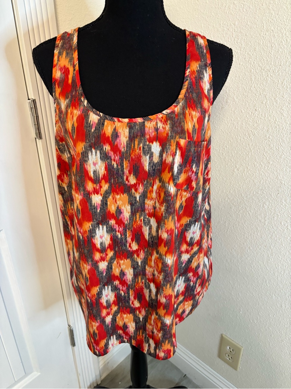 Kenar Red Orange Multicolor Scoop Neck Tank
